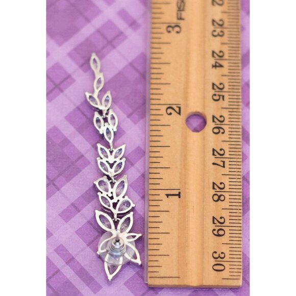 Vintage Floral Silver Tone Dangling Leaves Dangle Earrings - V11 - Picture 2 of 2